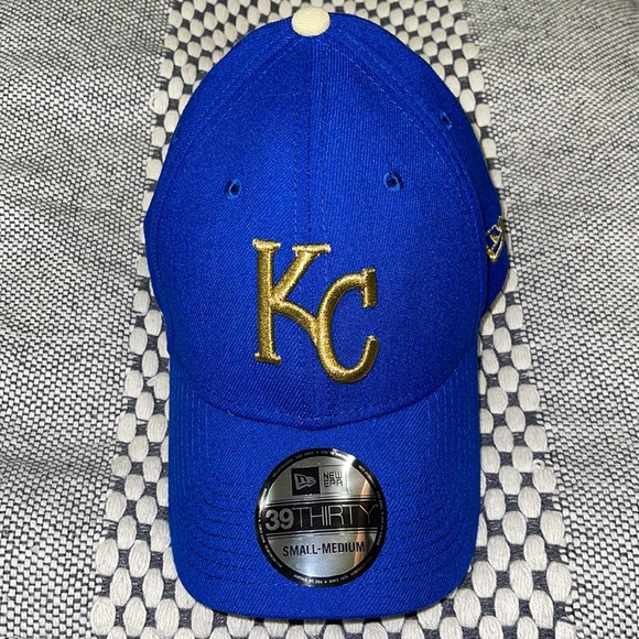New KANSAS CITY Royals New Era Cap in Small-Medium - Picture 1 of 6